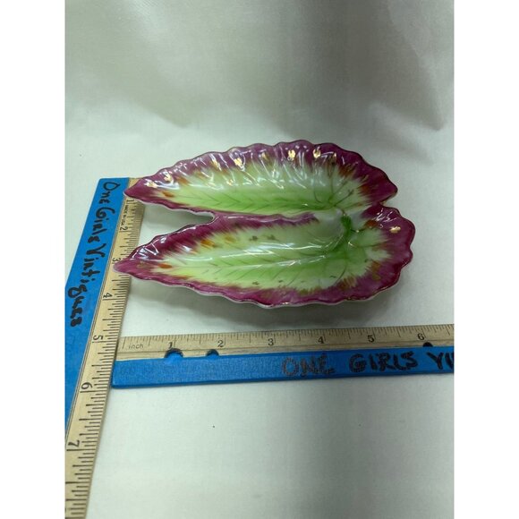 Vintage Hand-Painted Leaf-Shaped Ceramic Dish From Japan - Picture 5 of 5